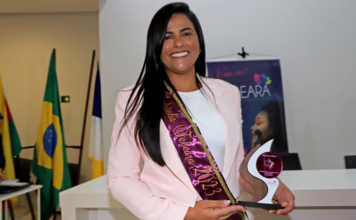  Primeira-dama do Tocantins, Karynne Sotero, prestigia encerramento da Feira da Beleza de Araguaína