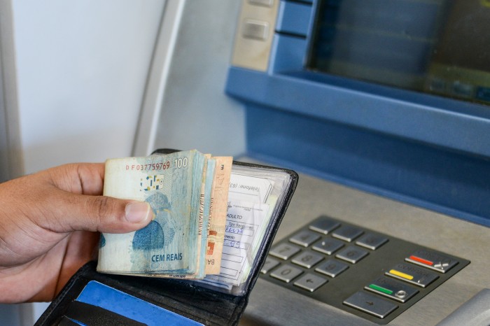 Prefeitura de Palmas deposita auxílio-alimentação; R$ 5,07 milhões injetados na economia