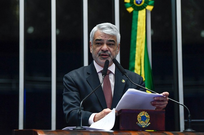 Humberto destaca empenho do Brasil em salvar vidas no conflito Israel-Palestina