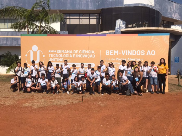 Alunos da ETI Vinícius de Morais participam da Semana de Ciências da Unitins