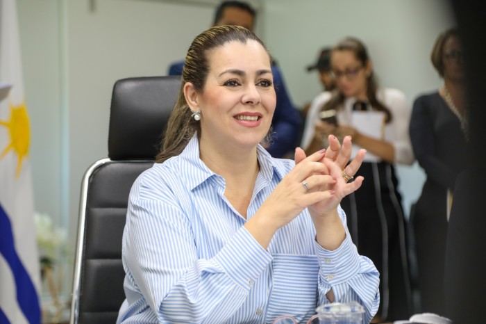 Prefeita Cinthia paga progressões atrasadas e garante alinhamento salarial na Saúde