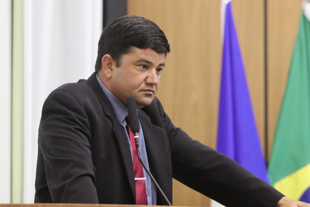 Rogério Freitas desabafa sobre perfil da gestão Cinthia Ribeiro, 