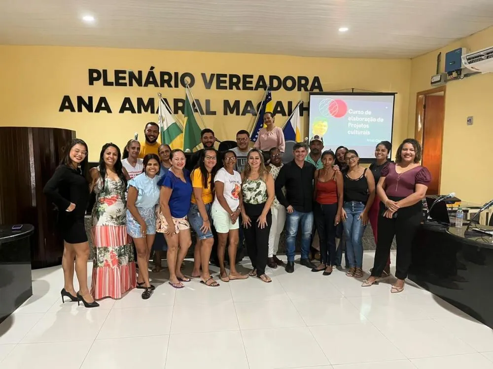 Ponto de Cultura Botija de Ouro capacita artistas e gestores em oficina sobre a Lei Paulo Gustavo em Monte do Carmo