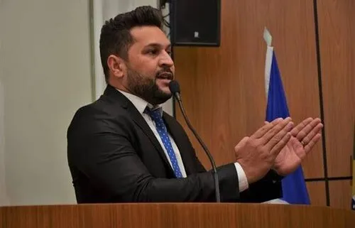 Vereador Rubens Uchôa cobra melhorias para a região Sul de Palmas, e dispara “ A Prefeita abandonou a cidade”