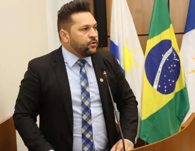 Vereador Rubens Uchôa Solicita Limpeza e Roçagem no Residencial Ipê Amarelo