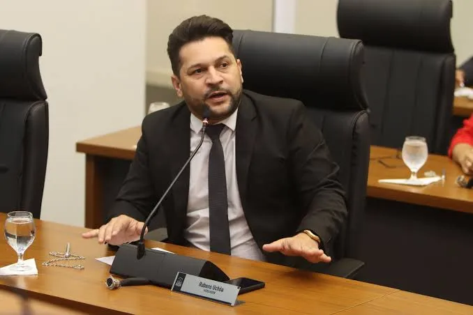 Vereador Rubens Uchôa Solicita Limpeza e Roçagem no Setor Aureny III