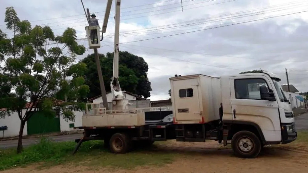 Vereador Balaio solicita ampliação da rede de iluminação pública nos setores Araras I e II