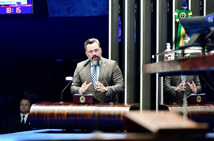 Alan Rick critica 'PL das Fake News'