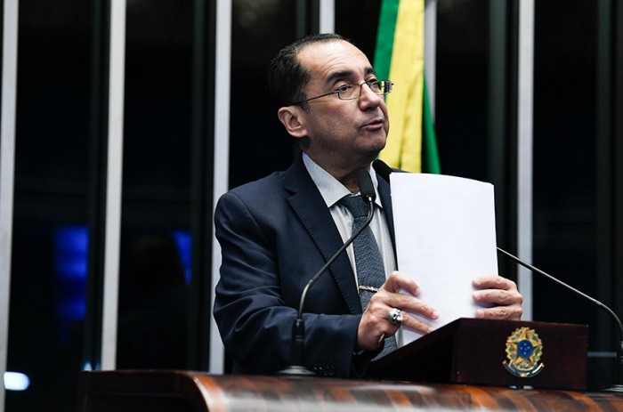 Kajuru é contra anistia a partidos que não cumpriram cotas nas eleições