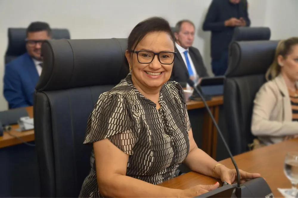 Vereadora Professora Iolanda Castro solicita estudo para construção de creche no Setor Taquarí
