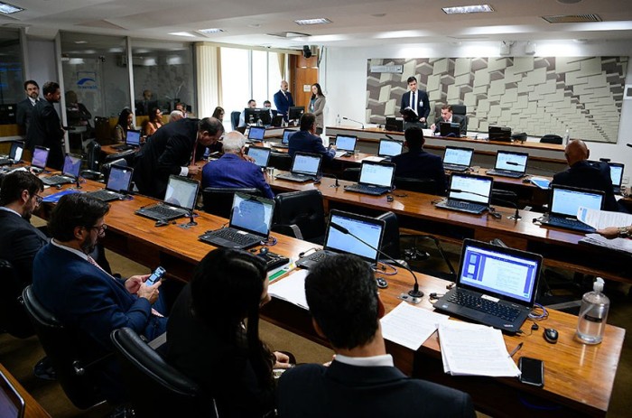 Consórcios públicos poderão criar fundos para financiar programas, aprova CAE