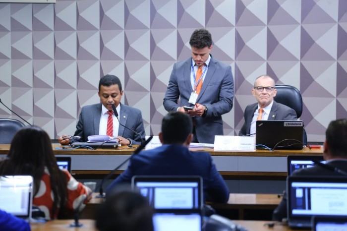 Mudanças no Bolsa Família serão votadas amanhã na comissão mista