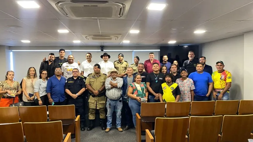 Dian Carlos participa de audiência pública e defende incentivo à cultura e à economia criativa em Palmas