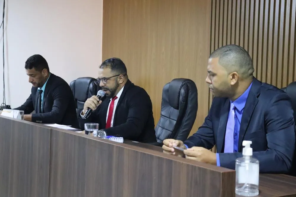 Câmara Municipal de Ponte Alta do Tocantins realiza sessão ordinária com projetos e debates importantes
