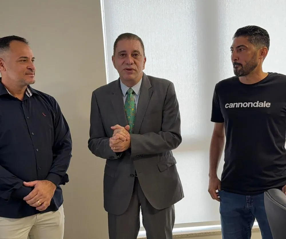 No Dia do Ciclista Amastha destaca reforço à mobilidade urbana e segurança de estudantes