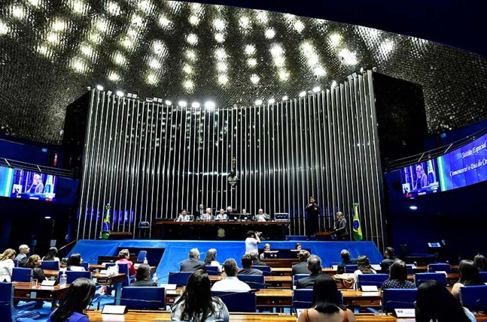 Sessão solene destaca importância dos profissionais da contabilidade