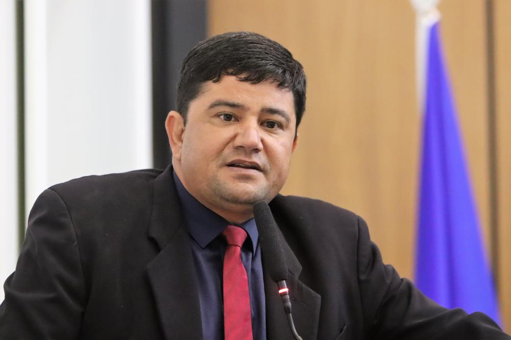 Vereador Rogério Freitas cobra cumprimento de promessas para Saúde feitas por Cinthia Ribeiro