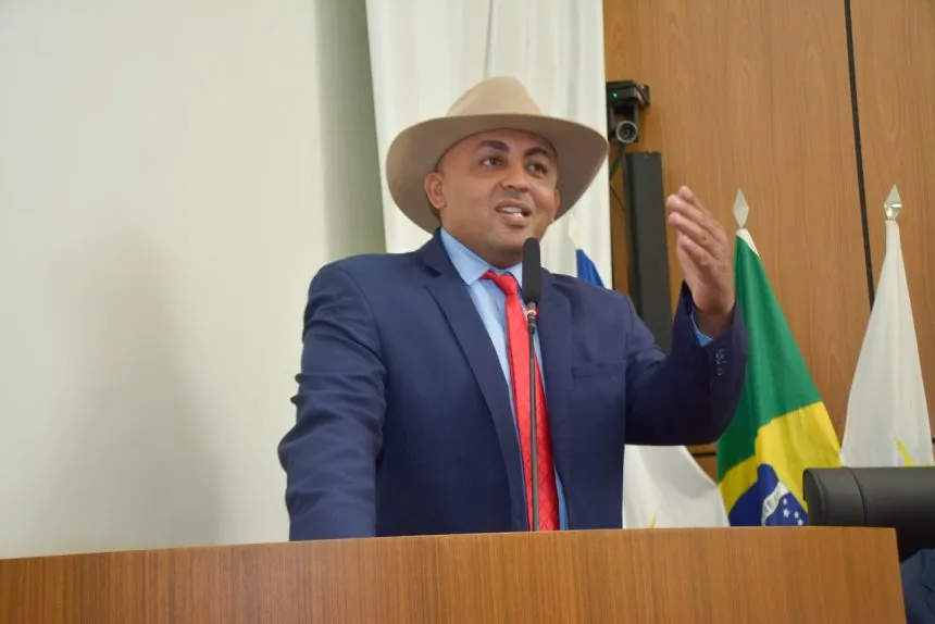 Dian Carlos propõe criação de centros especializados para pessoas com autismo em Palmas