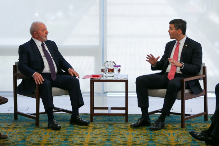 Lula recebe o presidente eleito do Paraguai