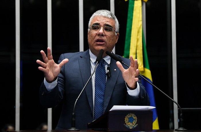 Girão alerta para os riscos da Política Antimanicomial