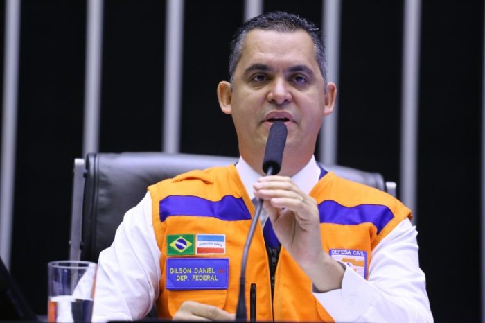 Ministro diz que governo articula criação de plano nacional de defesa civil