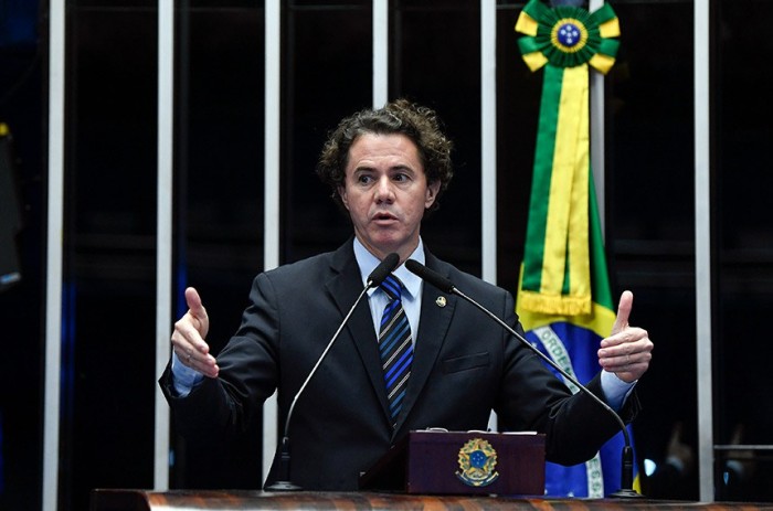 Embratur não tem recursos para promover o turismo, diz Veneziano