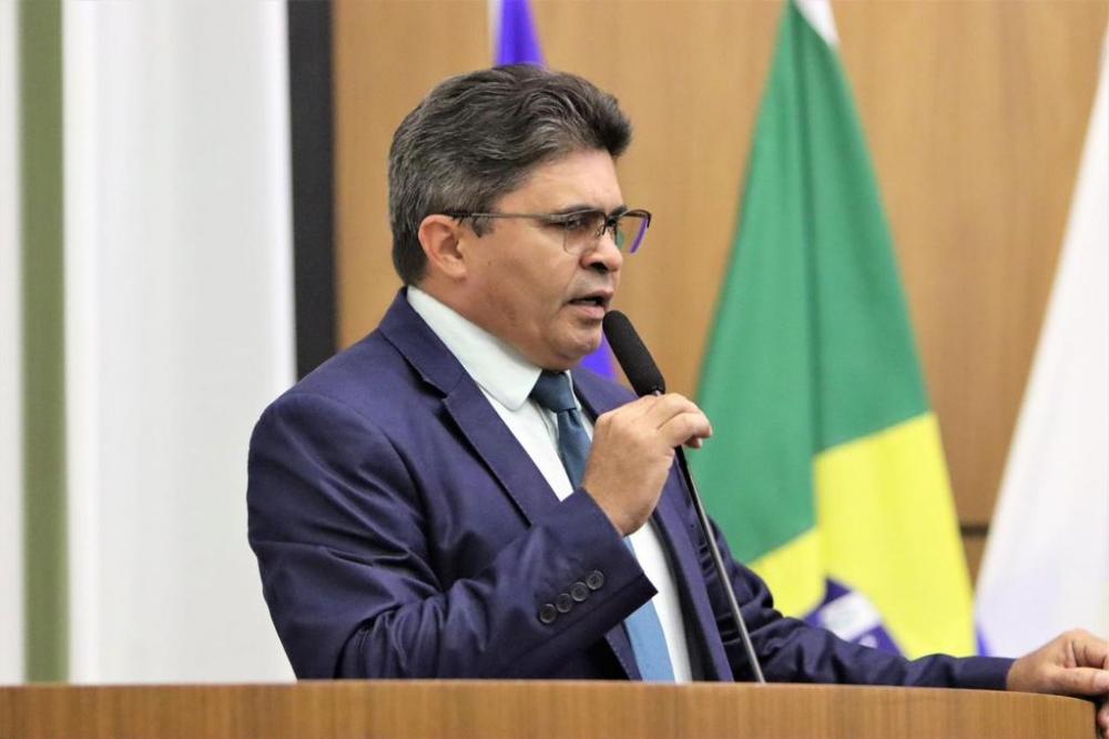 Vereador Major Negreiros solicita diversos serviços de infraestrutura e revitalização em diferentes áreas de Palmas.