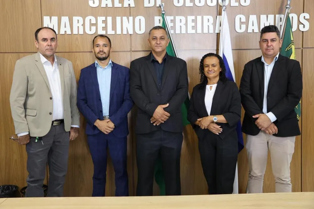 Câmara Municipal de Santa Tereza do Tocantins realiza sessão solene de posse da nova Mesa Diretora