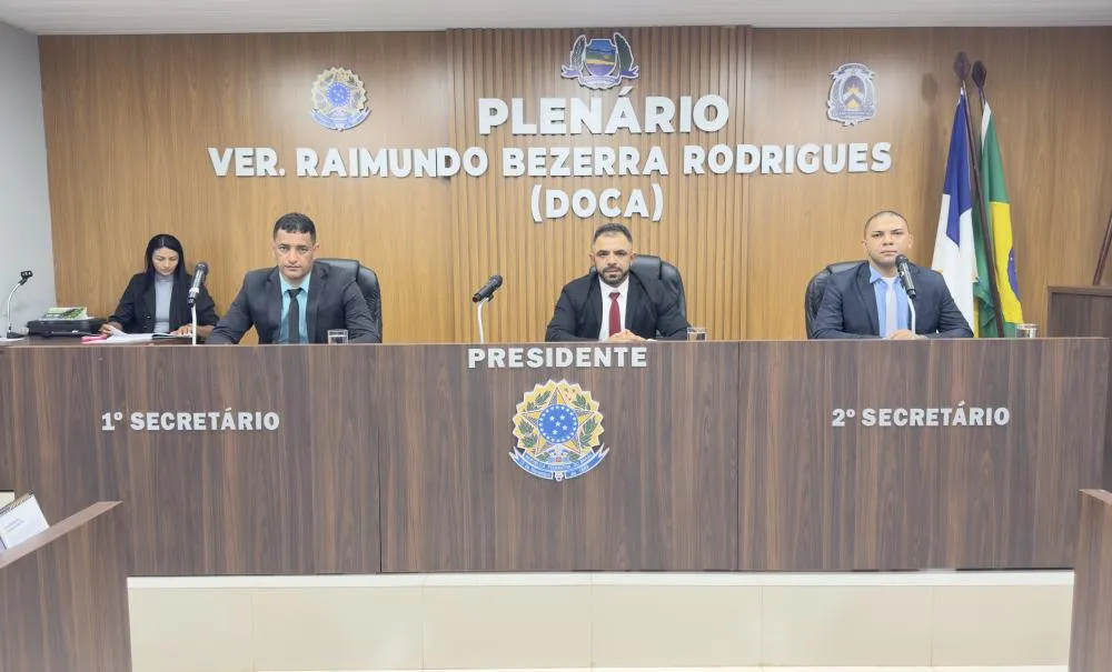 Câmara de Ponte Alta do Tocantins recebe projetos do Executivo e debate demandas dos servidores e da saúde pública