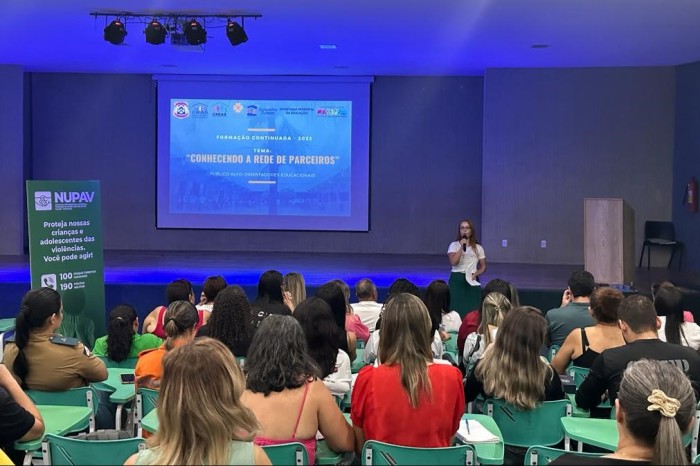 Educação promove capacitação para orientadores que atuam no ensino fundamental