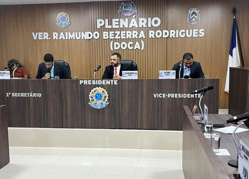Câmara de Ponte Alta retoma trabalhos legislativos com projetos, homenagens e debate sobre servidores