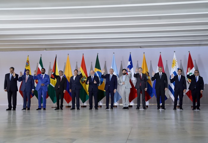 Presidentes criam grupo para definir integração na América do Sul