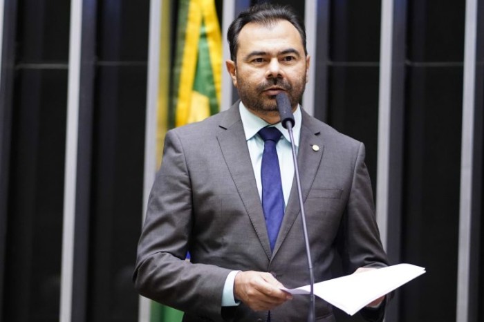Comissão debate educação a distância na área da saúde