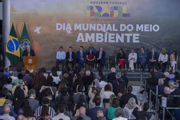 Lula anuncia novo plano de segurança para a Amazônia