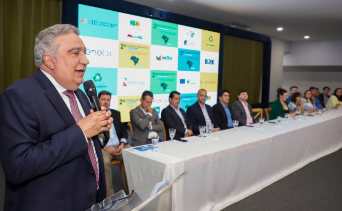 Em Palmas, governador em exercício, Laurez Moreira, prestigia evento nacional que discute transição energética e meio ambiente