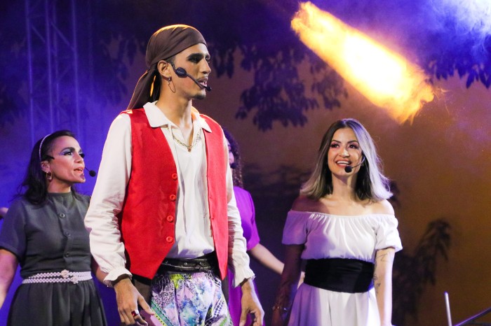 Apresentação na Arno 31 encerra Circuito Itinerante de Teatro da Cia Fernanda Montenegro