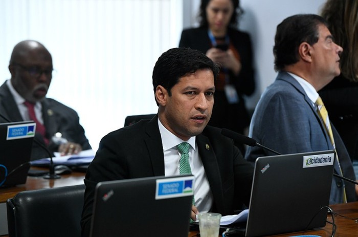 Dia Nacional do Planejamento Familiar é aprovado pela Comissão de Educação