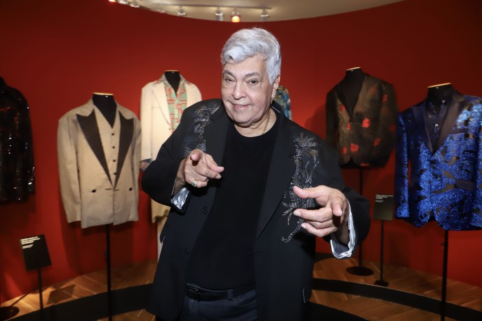 Exposição celebra os mais de 50 anos de carreira de Sidney Magal