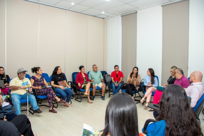 Empresários recebem material da rota turística de Palmas