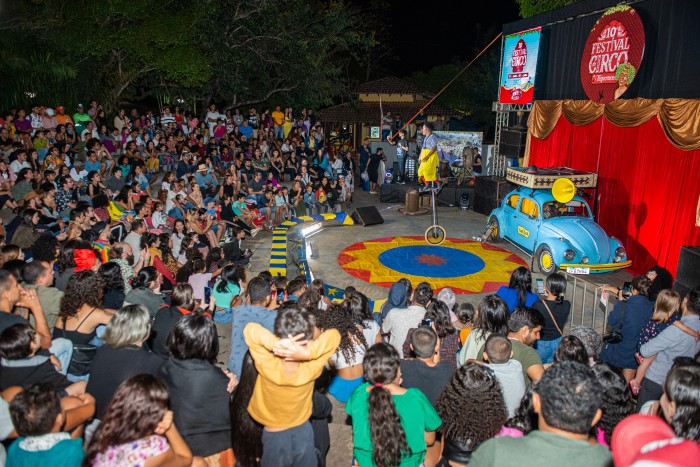 Espetáculos do Festival de Circo levam magia e encanto ao Distrito de Taquaruçu