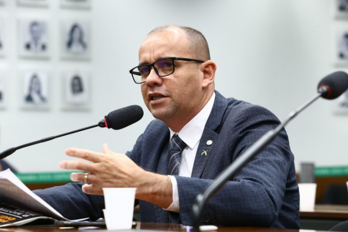 Projeto desobriga policiais militares de usar câmeras nas fardas