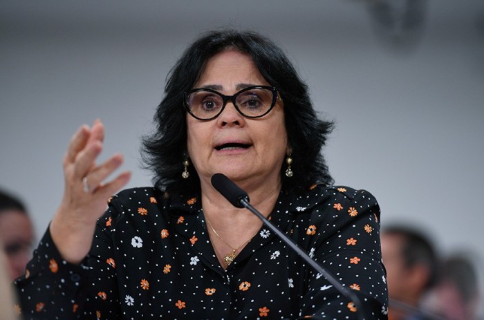 CE debate qualificação da educação básica nesta sexta