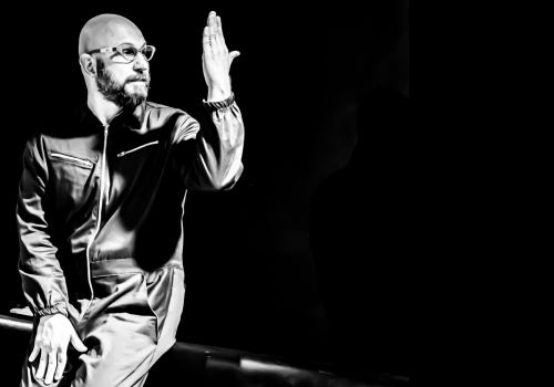 ‘Mostra Solos Sim. Sozinhos nunca!’ estreia no Teatro de Arena Eugênio Kusnet, em São Paulo