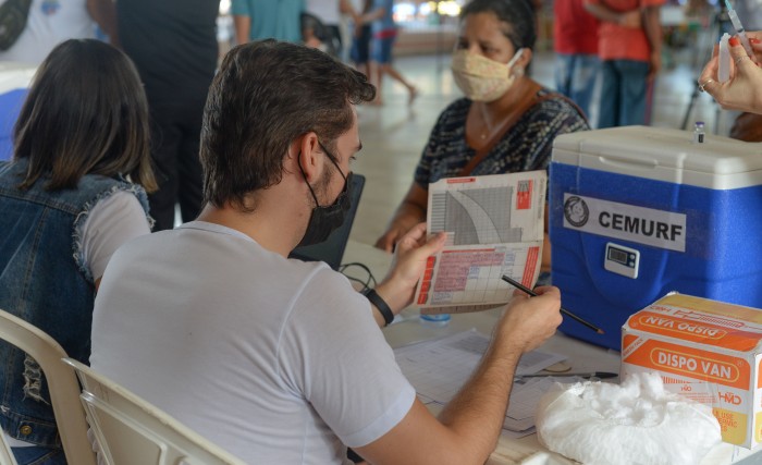 População poderá se vacinar contra gripe e covid no Parque Cesamar, no sábado, 15