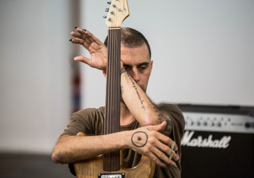 Espetáculo “Z”, contemplado com o Prêmio Funarte Circulação e Difusão da Dança, chega à Curitiba (PR)