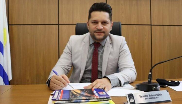 Vereador Rubens Uchôa ao parabenizar Associação dos Procuradores Municipais de Palmas pelos seus seis anos