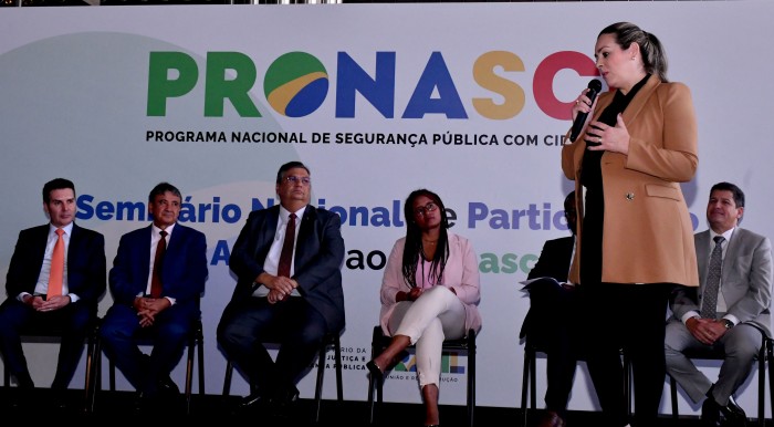 Em Brasília, Cinthia Ribeiro destaca importância de investimentos em segurança pública