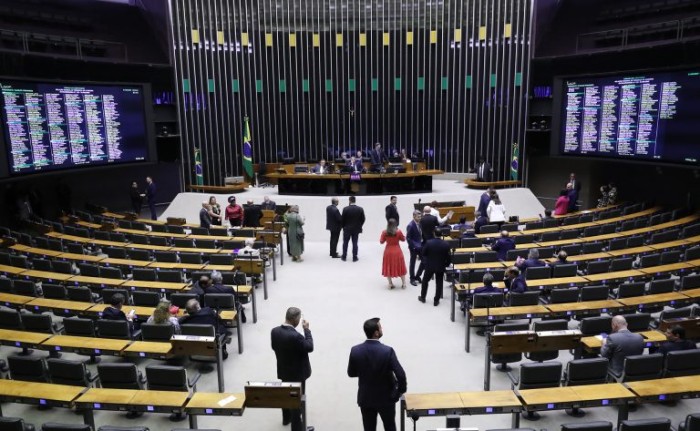 Plenário aprova criação do selo “Empresa Amiga da Amamentação”