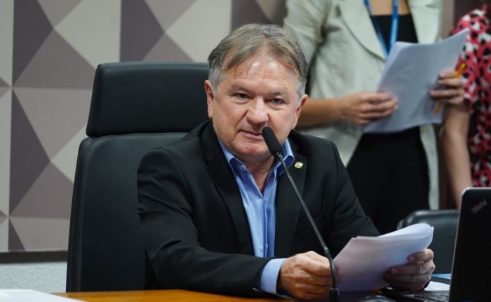 Comissão mista da MP que reajustou o salário mínimo se reúne nesta terça