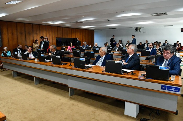 Comissão de Assuntos Econômicos aprova selo 'Empresa Amiga da Mulher'